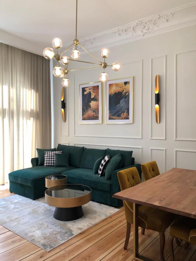 גורז'וב ווילקופולסקי Apartament Przy Studni Czarownic מראה חיצוני תמונה